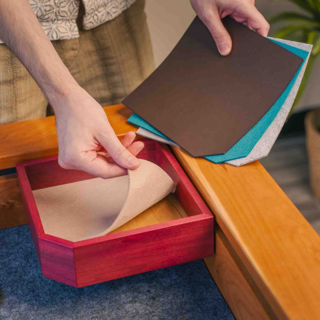 Corner Dice Tray - Rolling Surface by Wyrmwood