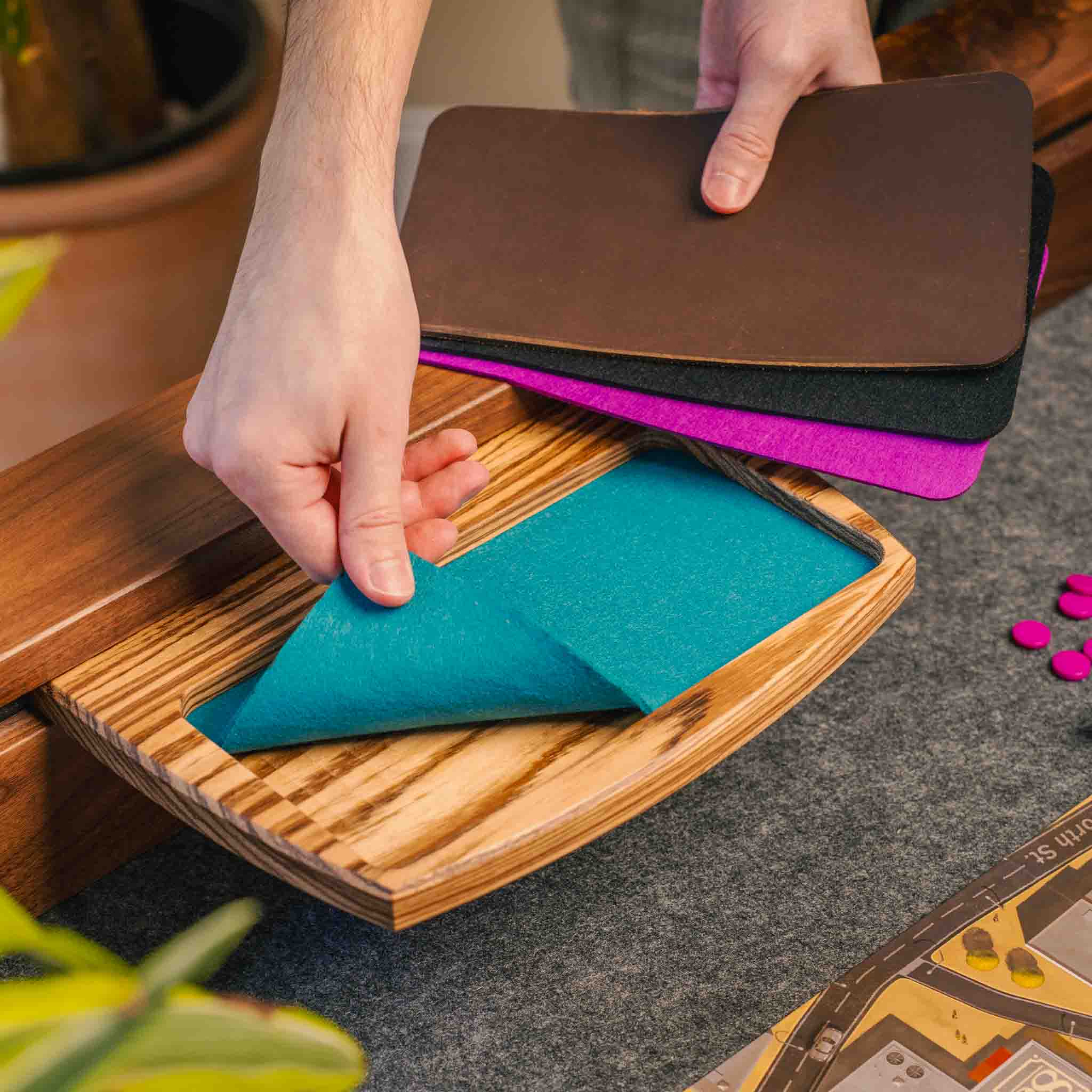 hobby-solo-interior-surface-cover