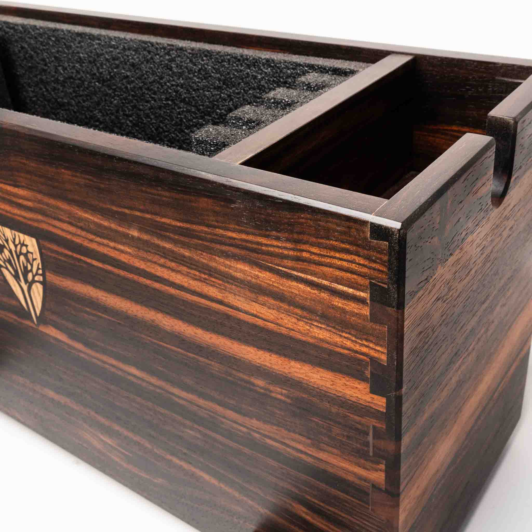 prophecy_topper_block-ebony-close_up-6