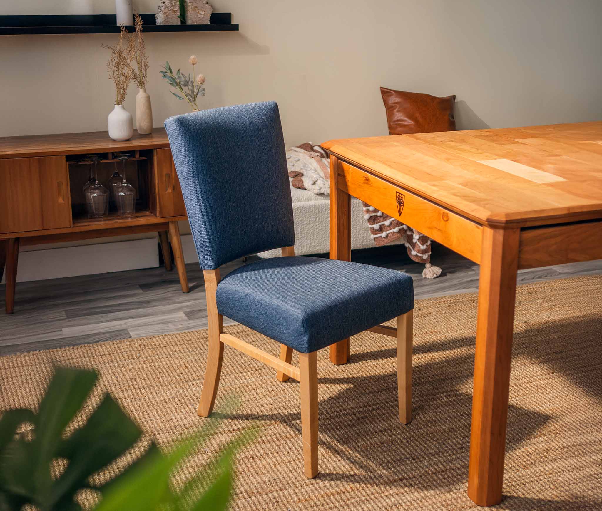 upholstered-side-chair-honey-denim-lifestyle