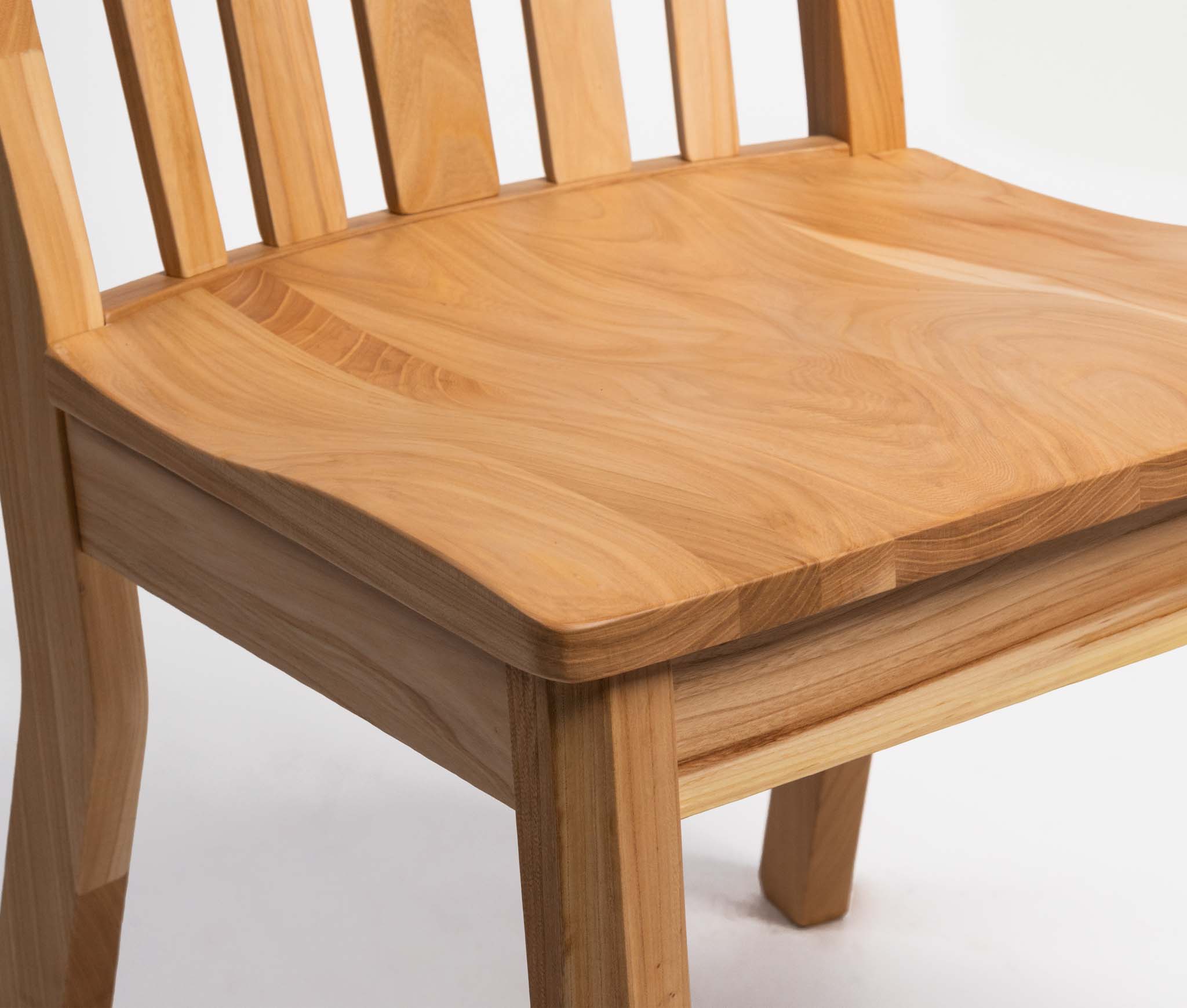 wood-side-chair-eastern-elm-quarter-macro-02