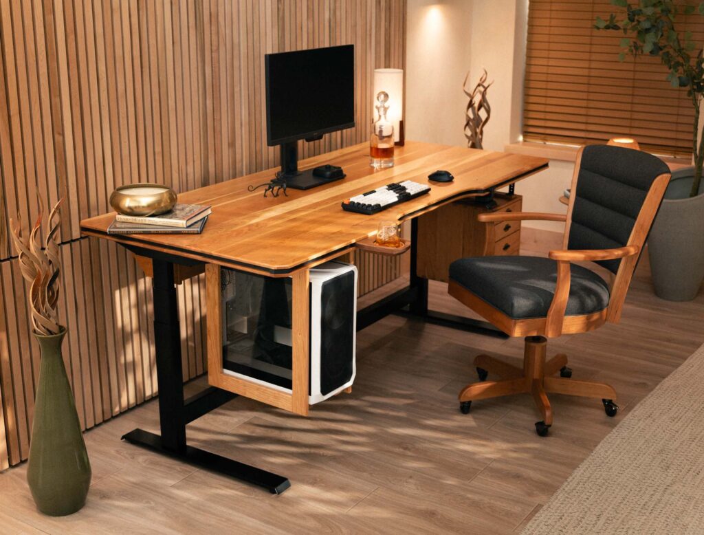 Modular Desk by Wyrmwood