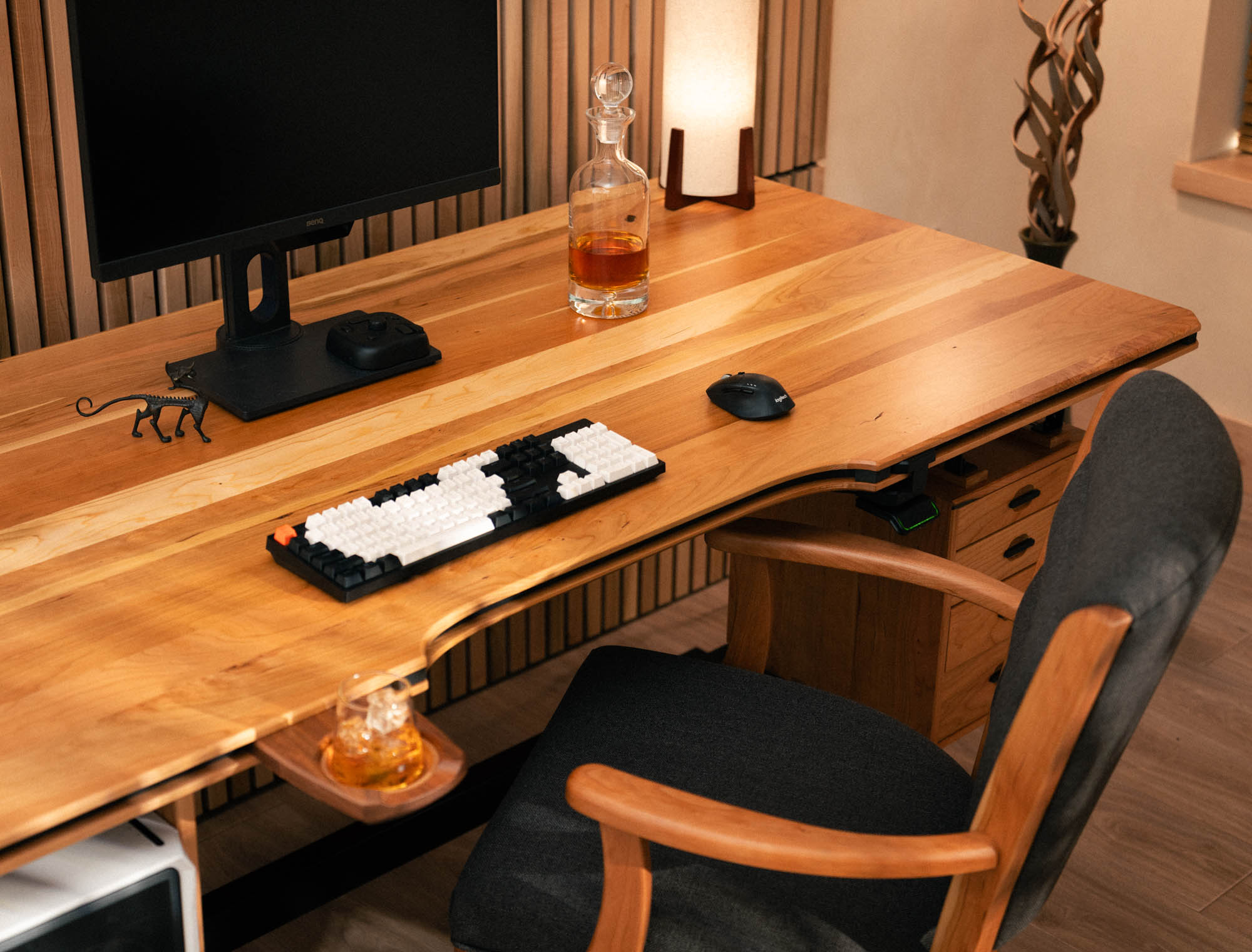 modular-desk-executive-cutout-cherry-03