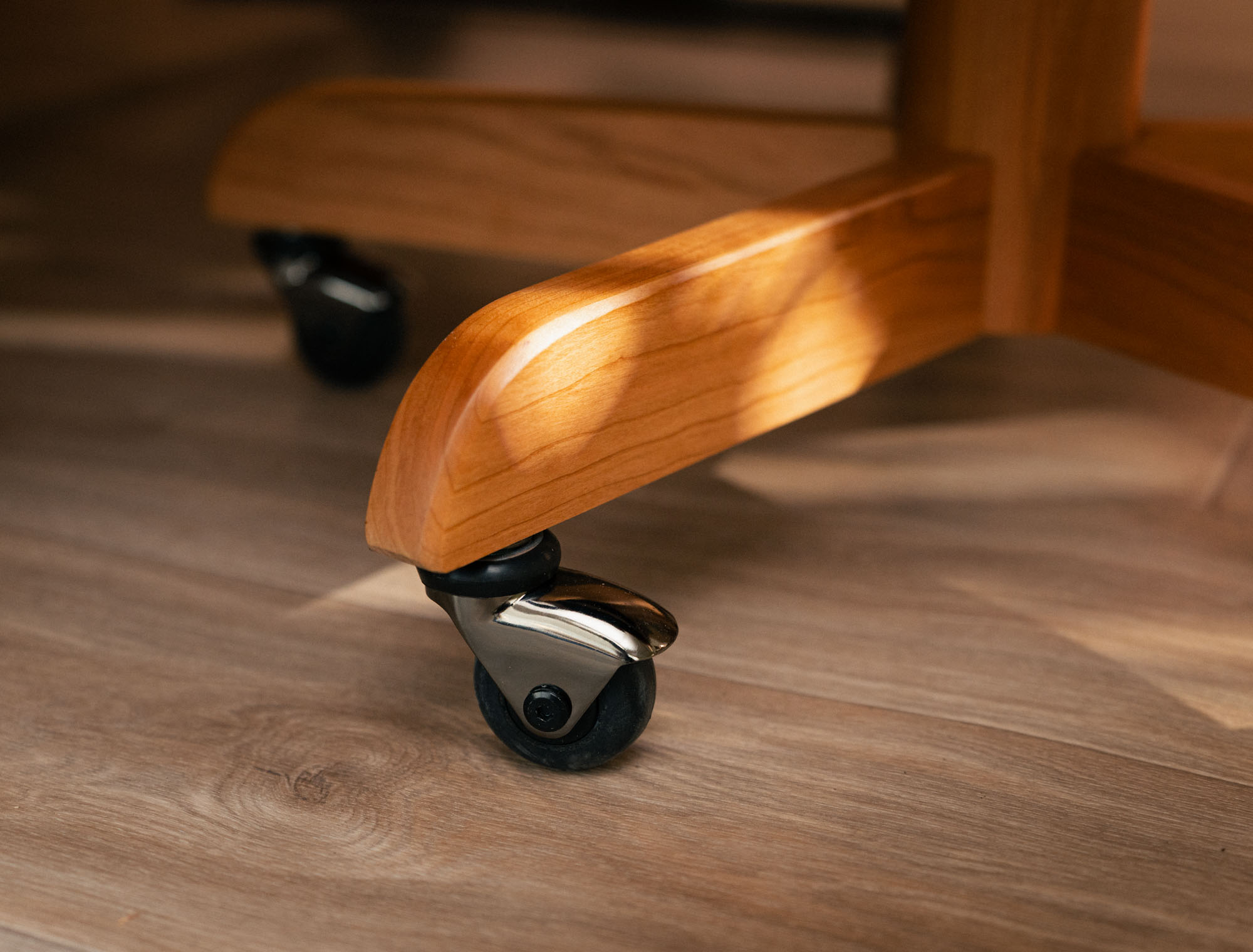 office-chair-cherry-honey-denim-gallery-08