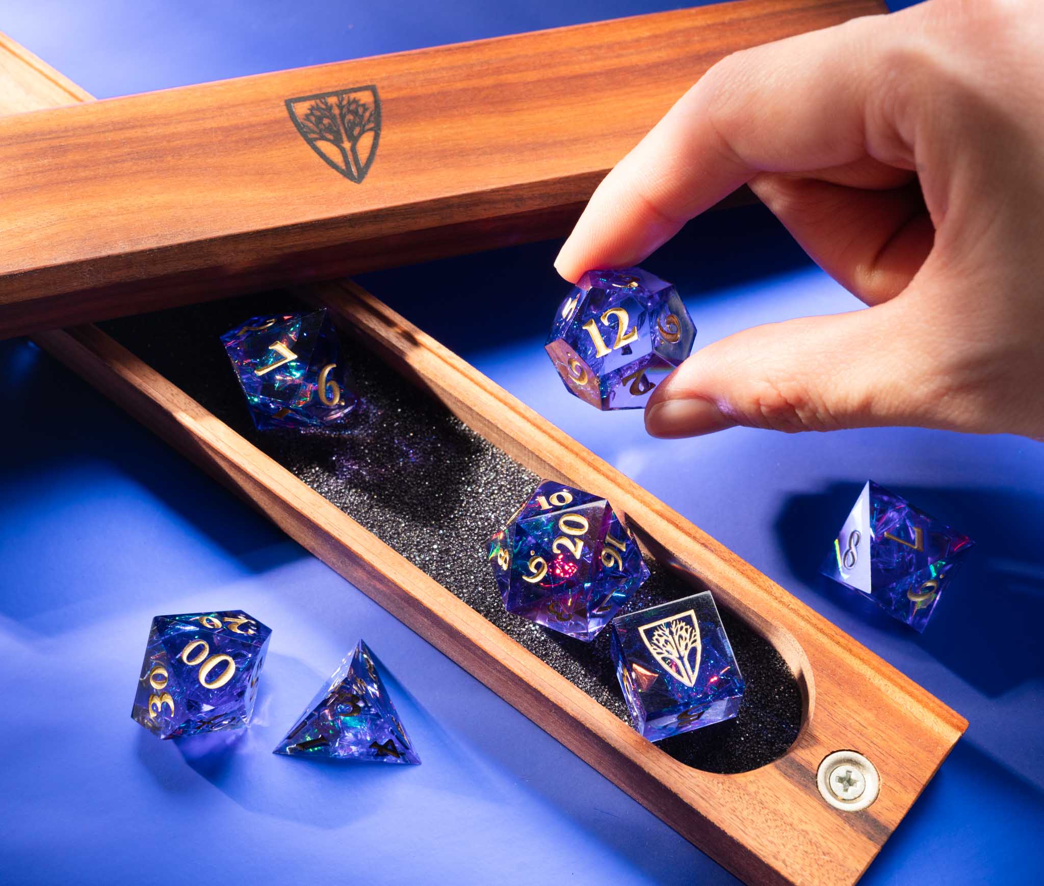 resin-dice-voidluxe-set-7-bolivian-rosewood-dice-vault-action