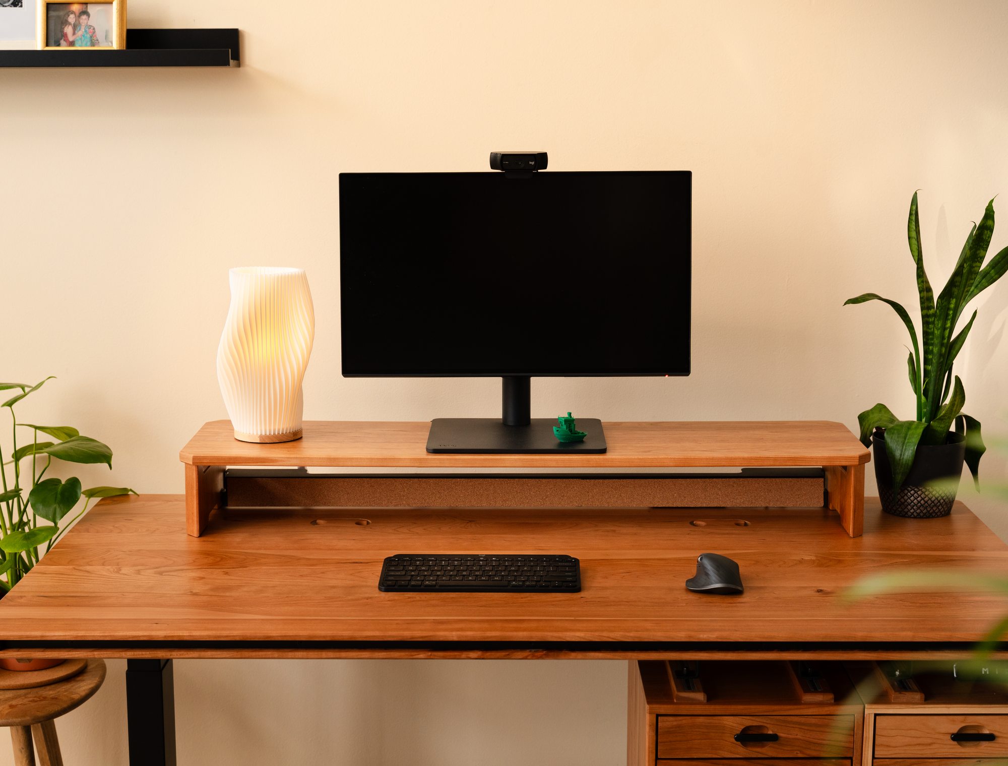 wyrmwood-desk-cherry-DSC03226 Wyrmwood Desk - Cherry